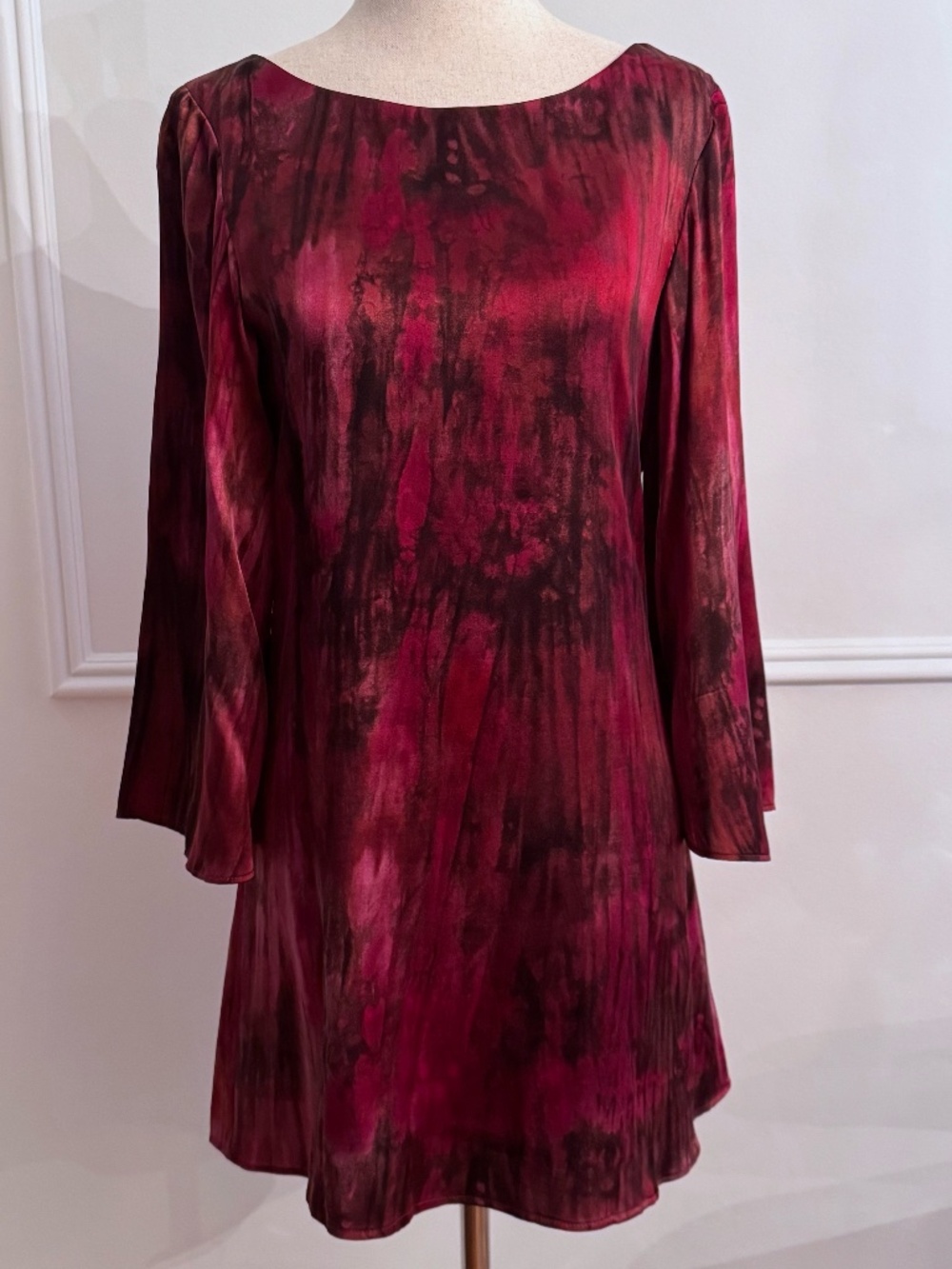 Alice + Olivia Silk Tie Dye Boat Neck Bell Sleeve Shift Dress Zip Back Sz XS